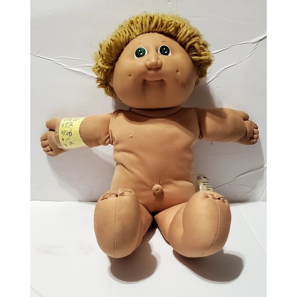 Vintage 1982 Cabbage Patch Doll Blonde Hair Green Eyes Dimples HM#2 TLC Rare - Picture 1 of 9